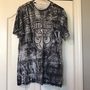 Men’s affliction T-shirt